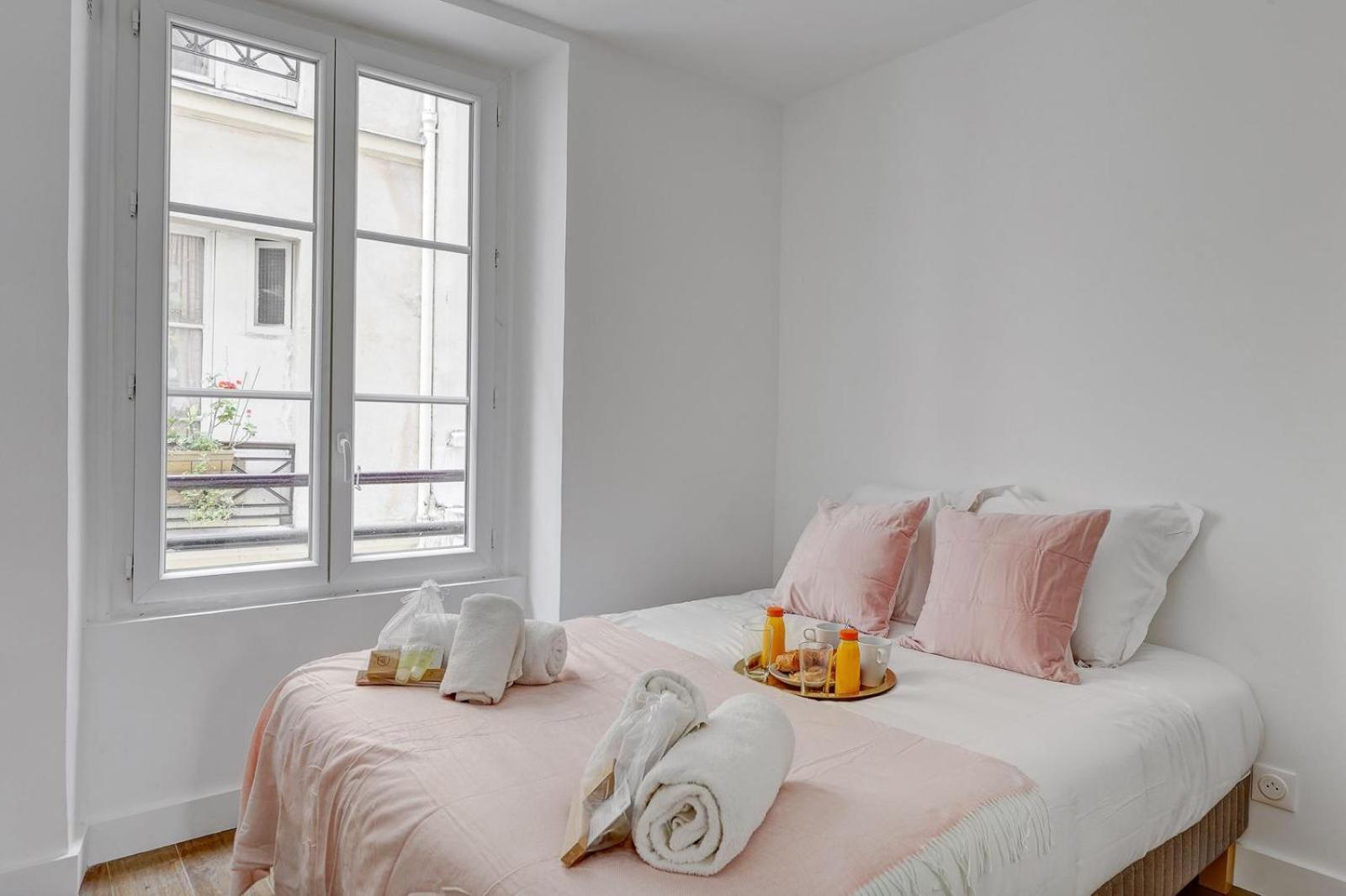 557 Niels - Stunning 17 Apartment *